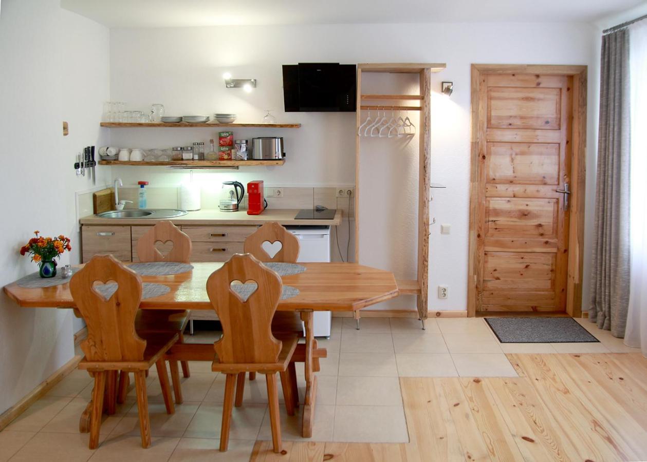 Emilie'S Apartments Лиепая Экстерьер фото