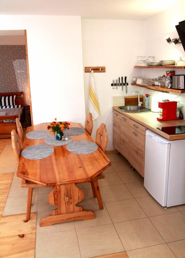 Emilie'S Apartments Лиепая Экстерьер фото